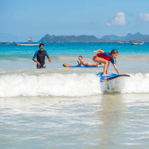 CURSO DE SURF PARA NIÑOS (8 a 12 años)